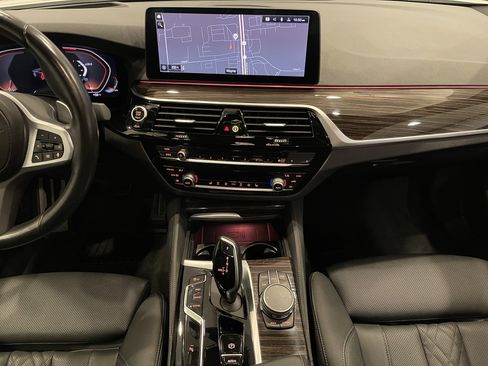 Certified 2023 BMW 530i xDrive w/ M Sport Package AWD/4WD image 17