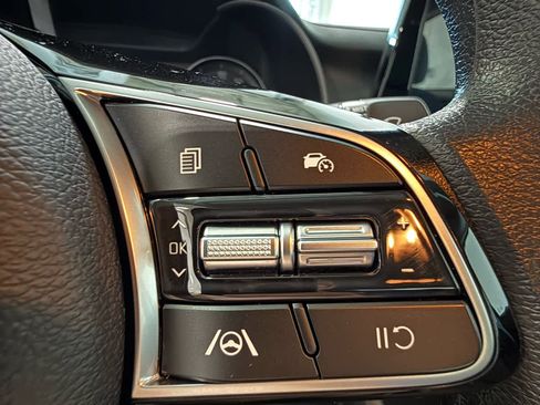 Used 2024 Kia Forte LXS image 19