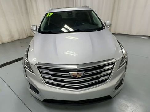 Used 2017 Cadillac XT5 Luxury w/ Driver Awareness Package image 3