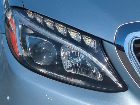 Used 2015 Mercedes-Benz C 300 4MATIC Sedan image 10