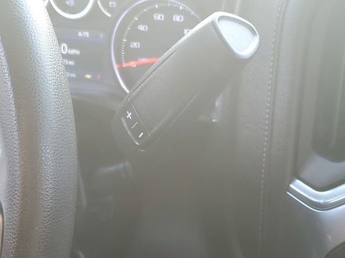 Used 2020 Chevrolet Silverado 1500 LT image 20