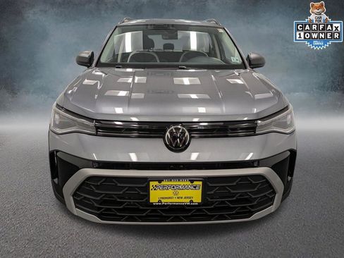 Used 2025 Volkswagen Taos S AWD/4WD image 2