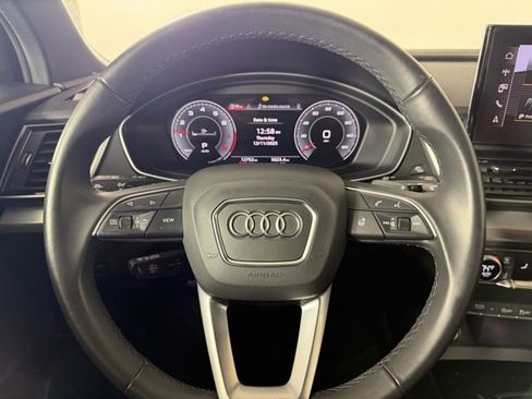 Certified 2025 Audi Q5 2.0T Premium image 12