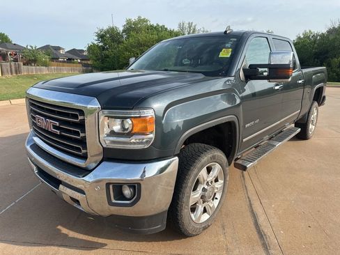 Used 2018 GMC Sierra 2500 SLT AWD/4WD image 1
