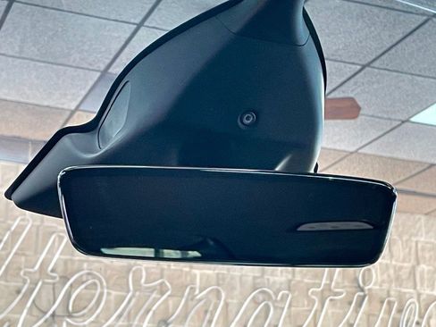 Used 2022 Tesla Model X Plaid image 46