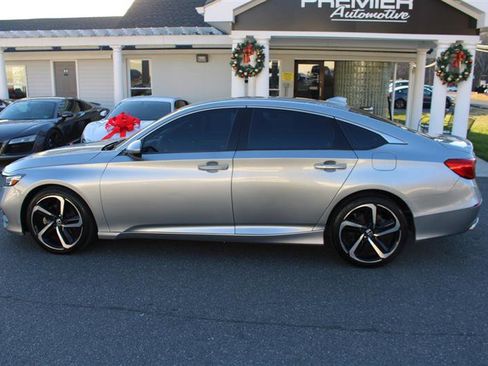 Used 2020 Honda Accord Sport image 5