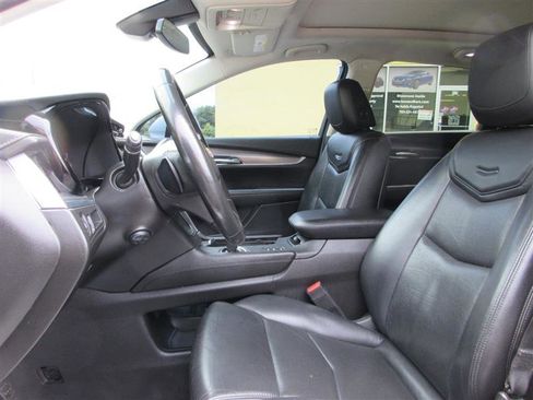 Used 2019 Cadillac XT5 Premium Luxury image 23