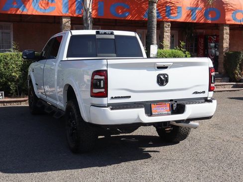 Used 2020 RAM 2500 Laramie w/ Night Edition AWD/4WD image 6