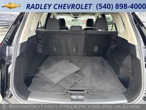 Used 2023 Nissan Rogue SV image 15