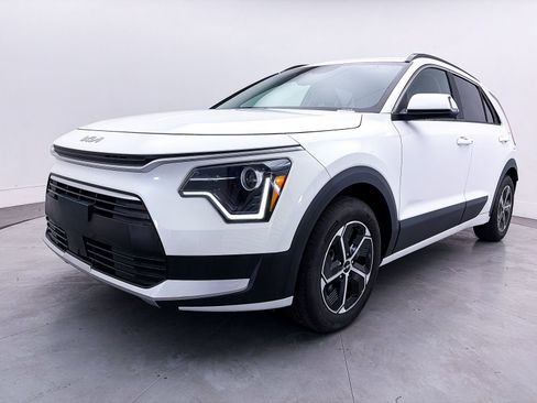 Used 2023 Kia Niro EX FWD image 12