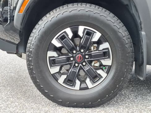 Used 2023 Nissan Frontier PRO-4X w/ Pro Convenience Package AWD/4WD image 6