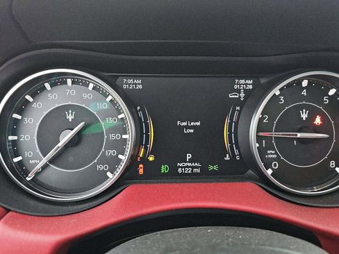 Used 2023 Maserati Levante Modena image 20