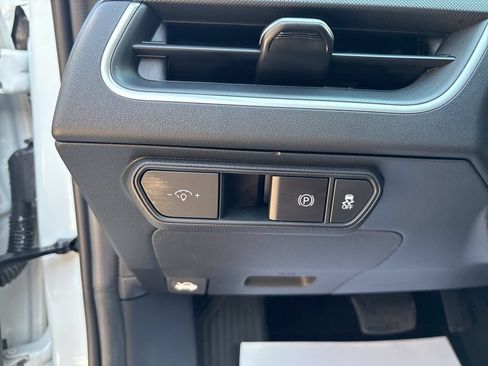 Used 2025 Kia K4 FWD image 57