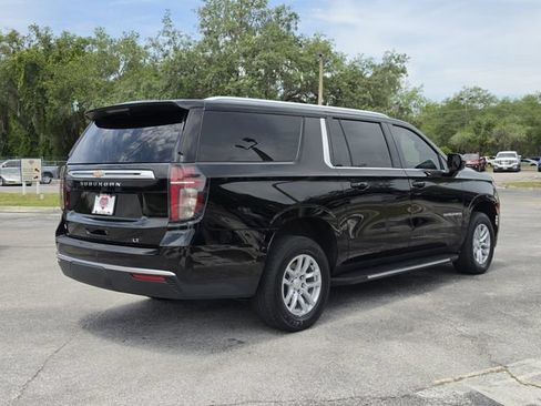 Used 2023 Chevrolet Suburban LT RWD image 5