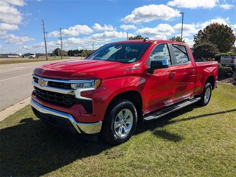 Used 2024 Chevrolet Silverado 1500 LT w/ Protection Package image 7