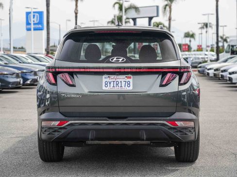 Used 2022 Hyundai Tucson SEL w/ Convenience Package FWD image 8