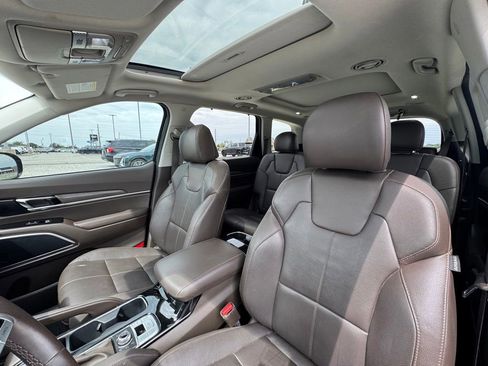 Used 2022 Kia Telluride SX w/ Towing Package AWD/4WD image 24