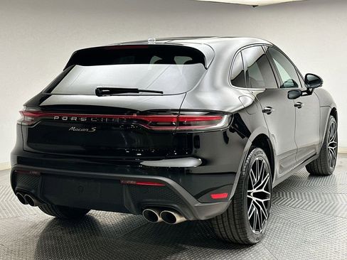 Used 2023 Porsche Macan S AWD/4WD image 13