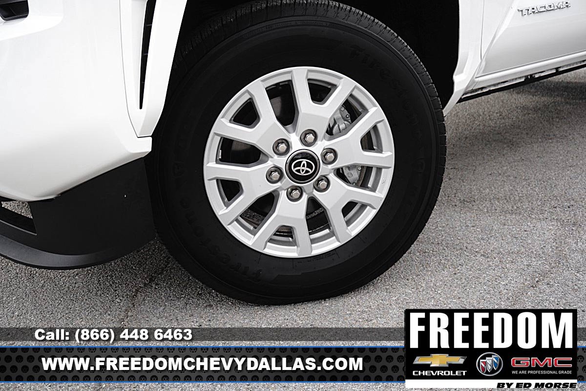 Used 2024 Toyota Tacoma SR5 RWD image 44