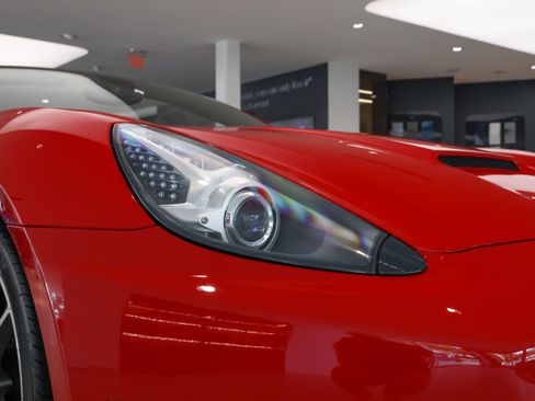 Used 2011 Ferrari California RWD image 22