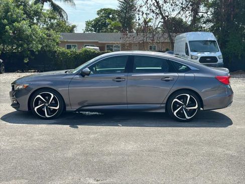 Used 2019 Honda Accord LX image 4