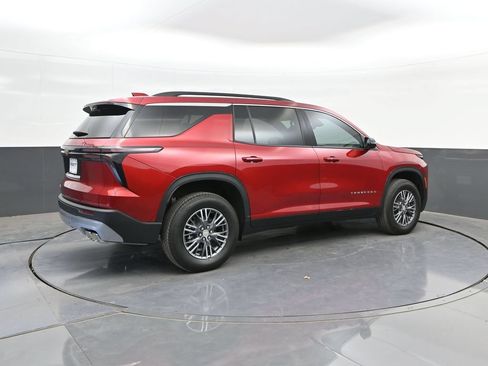 Used 2026 Chevrolet Traverse LT w/ Driver Confidence Package FWD image 15