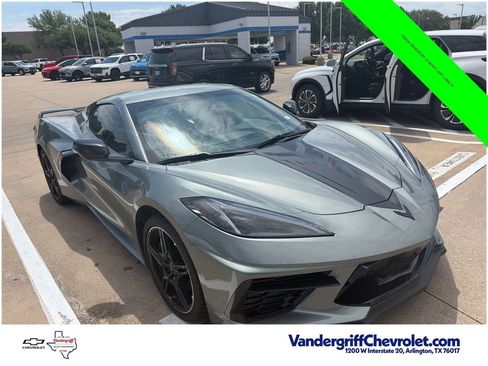 Used 2023 Chevrolet Corvette Stingray Premium Conv w/ Z51 Performance Package RWD image 5