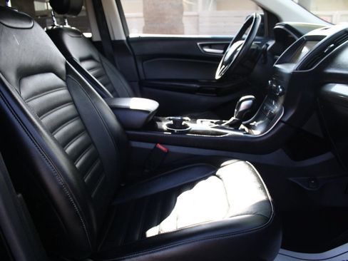 Used 2016 Ford Edge SEL w/ Equipment Group 201A FWD image 26