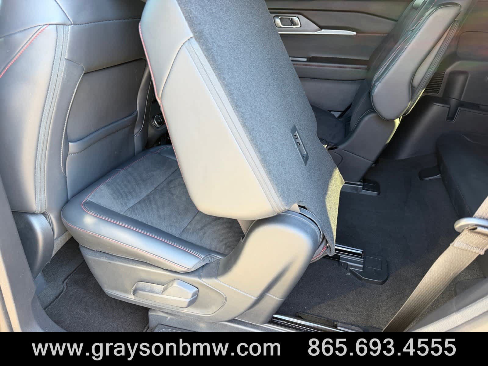 Used 2025 Ford Explorer ST w/ Sun And Sound Package AWD/4WD image 16