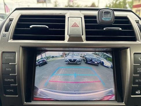 Used 2016 Lexus GX 460 w/ Premium Package AWD/4WD image 36