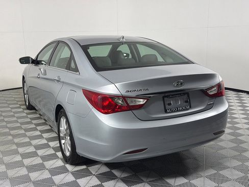 Used 2011 Hyundai Sonata Limited FWD image 7