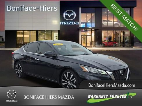 Used 2020 Nissan Altima 2.5 Platinum FWD image 1