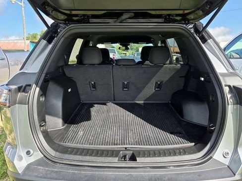 Certified 2026 Chevrolet Equinox LT w/ LPO, Floor Liner Package FWD image 25