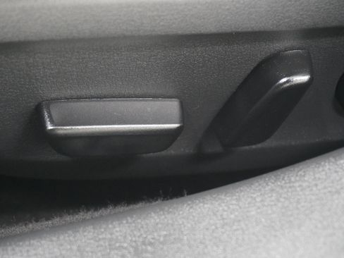 Used 2021 MAZDA MAZDA3 s FWD image 15