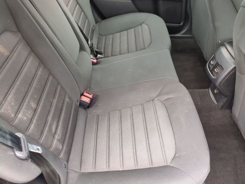 Used 2020 Ford Fusion SE FWD image 20