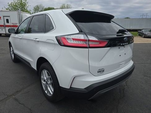 Used 2024 Ford Edge SEL w/ Convenience Package AWD/4WD image 5