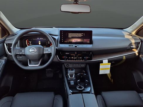 New 2026 Nissan Rogue Platinum w/ Platinum Premium Package AWD/4WD image 16