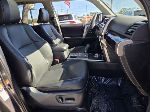 Used 2018 Toyota 4Runner Limited image 17