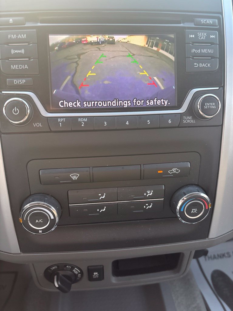 Used 2018 Nissan Frontier SV AWD/4WD image 11