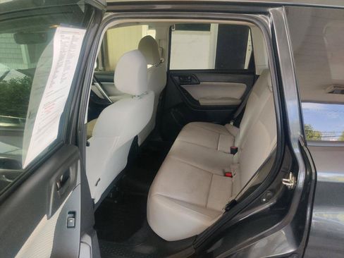 Used 2018 Subaru Forester 2.5i Premium w/ All-Weather Package AWD/4WD image 14