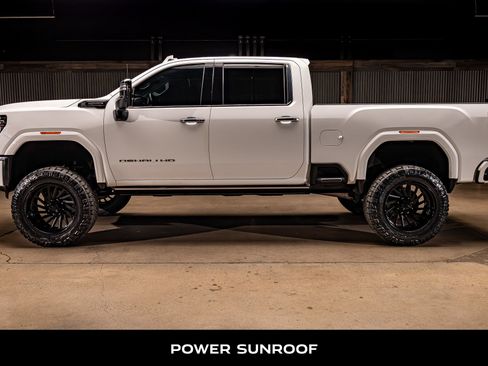 Used 2024 GMC Sierra 2500 Denali Ultimate image 6