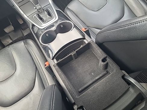 Used 2017 Ford Edge Titanium w/ Technology Package image 14