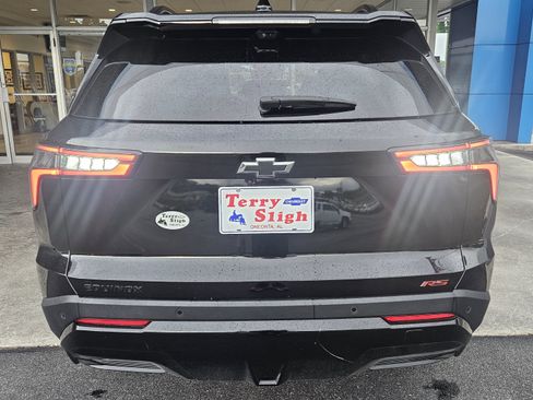 Used 2025 Chevrolet Equinox RS w/ Safety and Technology Package FWD image 7