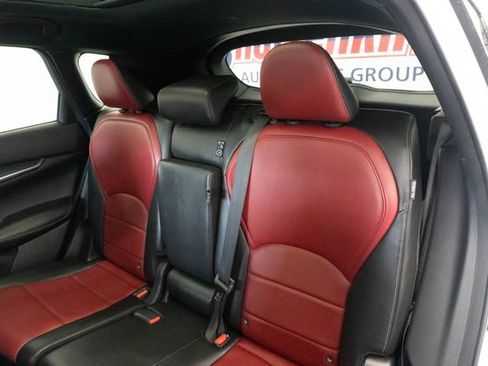 Used 2023 INFINITI QX50 Sport FWD image 10