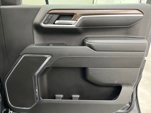 Used 2023 Chevrolet Silverado 1500 LT image 25