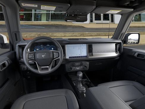 New 2026 Ford Bronco Outer Banks image 9