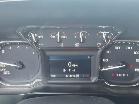 Used 2020 GMC Sierra 1500 Elevation w/ Elevation Value Package image 8