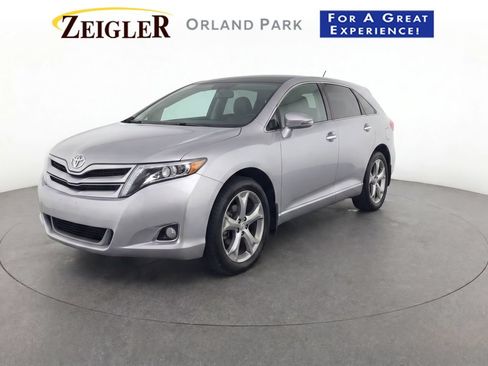 Used 2015 Toyota Venza Limited AWD/4WD image 1