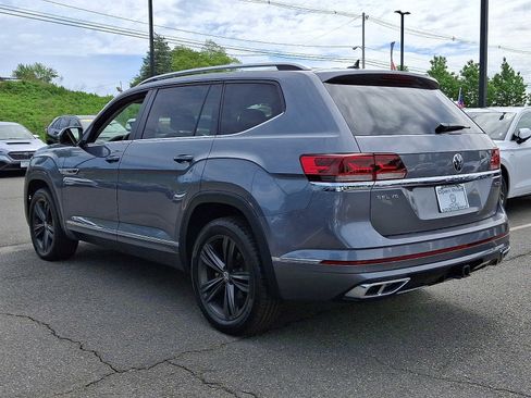 Used 2022 Volkswagen Atlas SEL R-Line AWD/4WD image 4