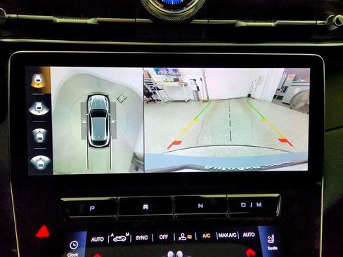 Used 2023 Maserati Grecale Modena AWD/4WD image 19
